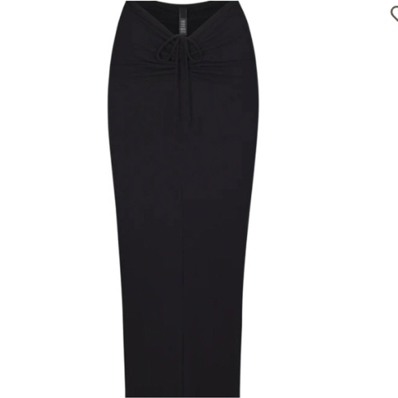 Skims soft lounge ruched long skirt - Picture 4 of 8